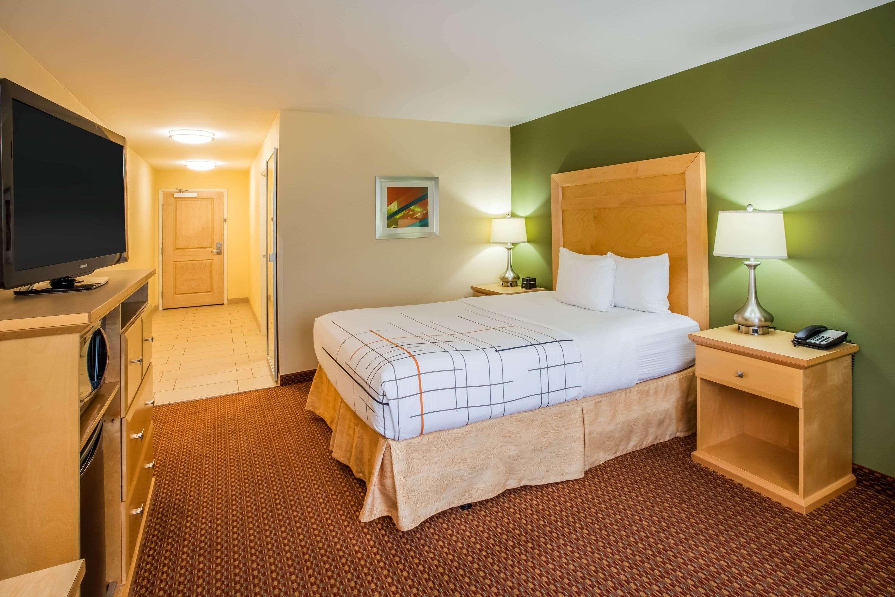 Hotel La Quinta By Wyndham Mayo Clinic Area South 3*