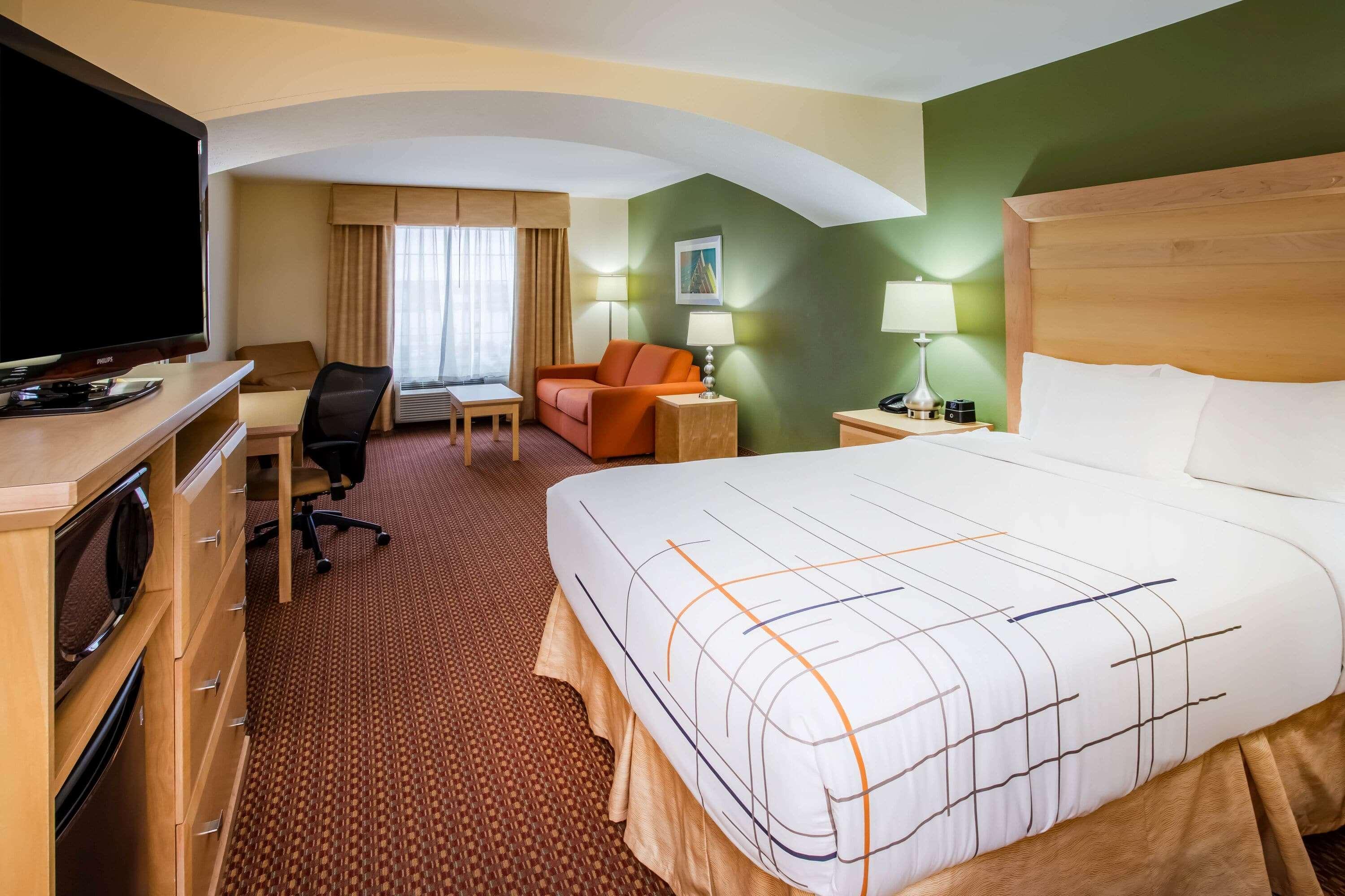 Hotel La Quinta By Wyndham Mayo Clinic Area South